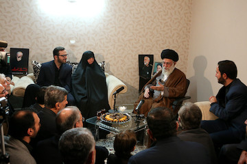 Leader Visits martyr Hamedani's Family