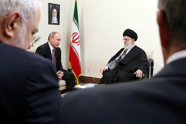 Ayatollah Khamenei meets Vladimir Putin