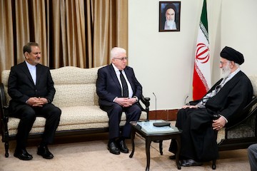 Ayatollah Khamenei receives Iraqi President 