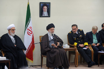 Secretary and officials of Supreme National Security Council  met with Leader