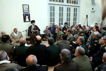Leader meets with high ranking generals of Army and IRGC