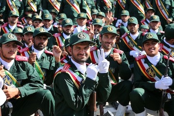 Ayatollah Khamenei Attends a Graduation Ceremony at Imam Hussain (a.s.) Military Academy