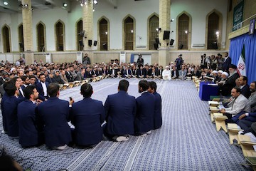 Leader at annual Ramadan Quranic meeting