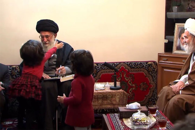 Ayatollah Khamenei paid a visit to the family of the martyred A’alami brothers