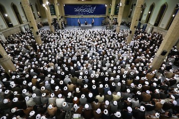 Ayatollah Khamenei met with Prayer Leaders from across Tehran province