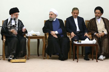 Ayatollah Khamenei met with the President and his cabinet members
