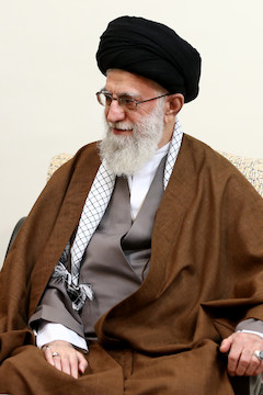 Chairman of the Presidency of Bosnia and Herzegovina and his entourage met with the Leader of the Revolution, Ayatollah Khamenei, on Tuesday afternoon, October 25, 2016