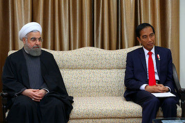 Joko Widodo met with Ayatollah Khamenei