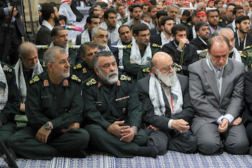 Officials of Rahian-e-Nour pilgrimage met with Ayatollah Khamenei