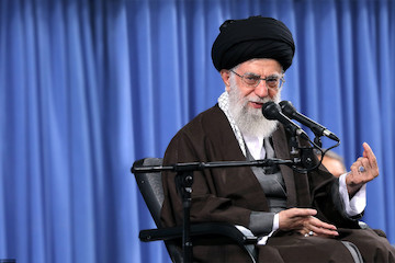 Ayatollah Khamenei met with officials and ambassadors from Islamic countries