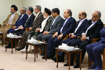President and his cabinet met with Ayatollah Khamenei