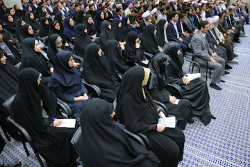 Academic elites and students met with Ayatollah Khamenei
