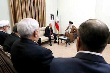 Photos: Ayatollah Khamenei meets Vladimir Putin