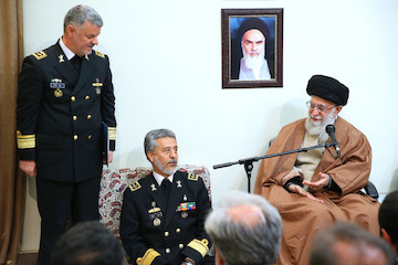 Commanders and officials of the Naval Forces met with Ayatollah Khamenei
