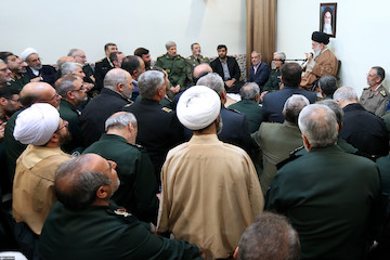 Distinguished participants of Malek Ashtar Festival met with Ayatollah Khamenei
