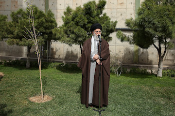 On National Day of Planting Trees, Ayatollah Khamenei planted tree saplings