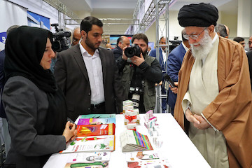 Ayatollah Khamenei ‘s visit to  Iranian Products Exhibition