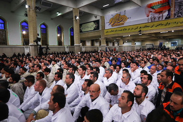 Laborers met with Imam Khamenei ahead of Labor Day