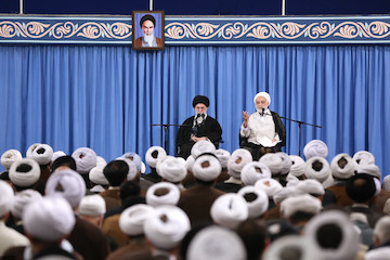 Ayatollah Khamenei's Dars-e-Kharij class