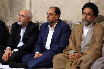 Government officials met with Ayatollah Khamenei on 7th day of Ramadan
