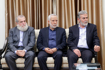 Ayatollah Khamenei met with Ziad Al-Nakhala
