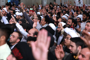 People from Qom met with Imam Khamenei