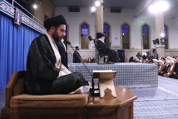 People from Qom met with Imam Khamenei