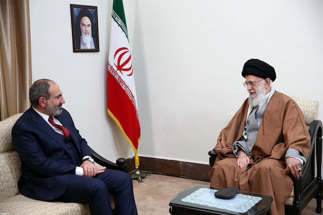 Imam Khamenei met with Nikol Pashinyan, the prime minister of  Armenia
