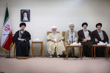 Members of the Assembly of Experts met with Ayatollah Khamenei 