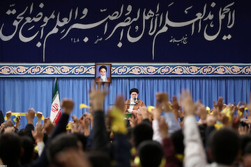 Thousands of students met with Ayatollah Khamenei