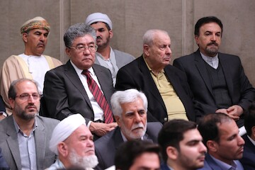 participants in Islamic Unity Conference met with Ayatollah Khamenei
