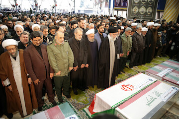 Imam Khamenei led the funeral prayer for Haj Qasem Soleimani