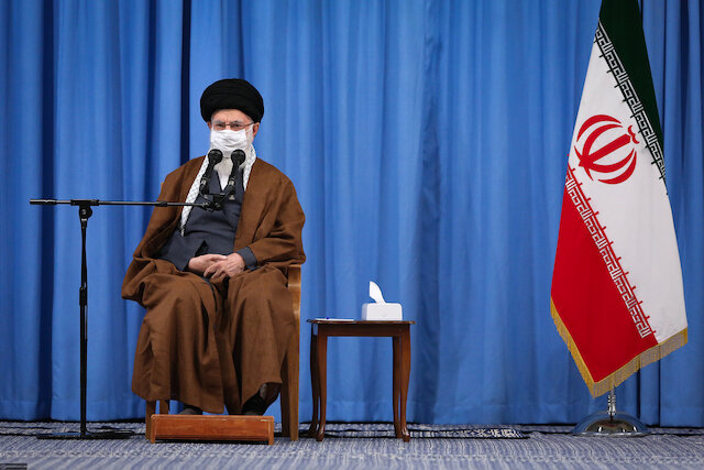 Imam Khamenei meeting with the National Committee on Combating Corona


