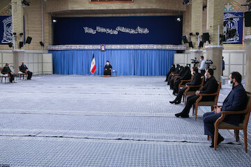 Imam Khamenei met with organizers of the commemoration for the Anniv. of Gen. Soleimani's martyrdom