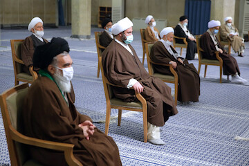 Imam Khamenei met with members of the Assembly of Experts