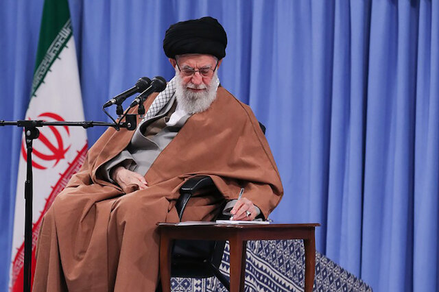 Leader's message on the occasion of the Week of Basij