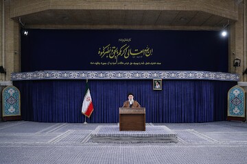 Imam Khamenei meet with the people of Tabriz