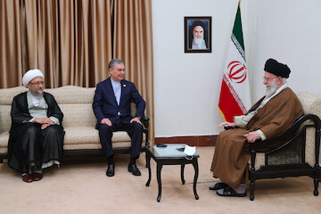 Imam Khamenei met with Gurbanguly Berdimuhamedow