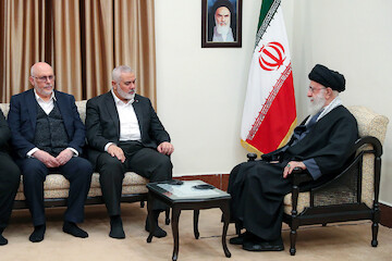 Imam Khamenei met with Mr. Ismail Haniyeh