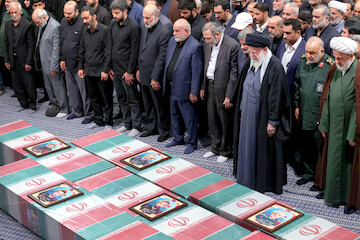 Leader led the funeral prayer for the seven martyrs of the Iranian consulate in Damascus
