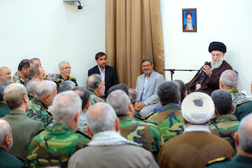 Imam Khamenei met with commanders of the armed forces