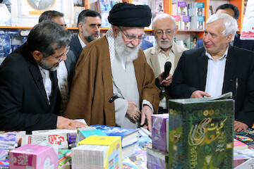 Glimpses of Imam Khamenei's visit to the Tehran International Book Fair today